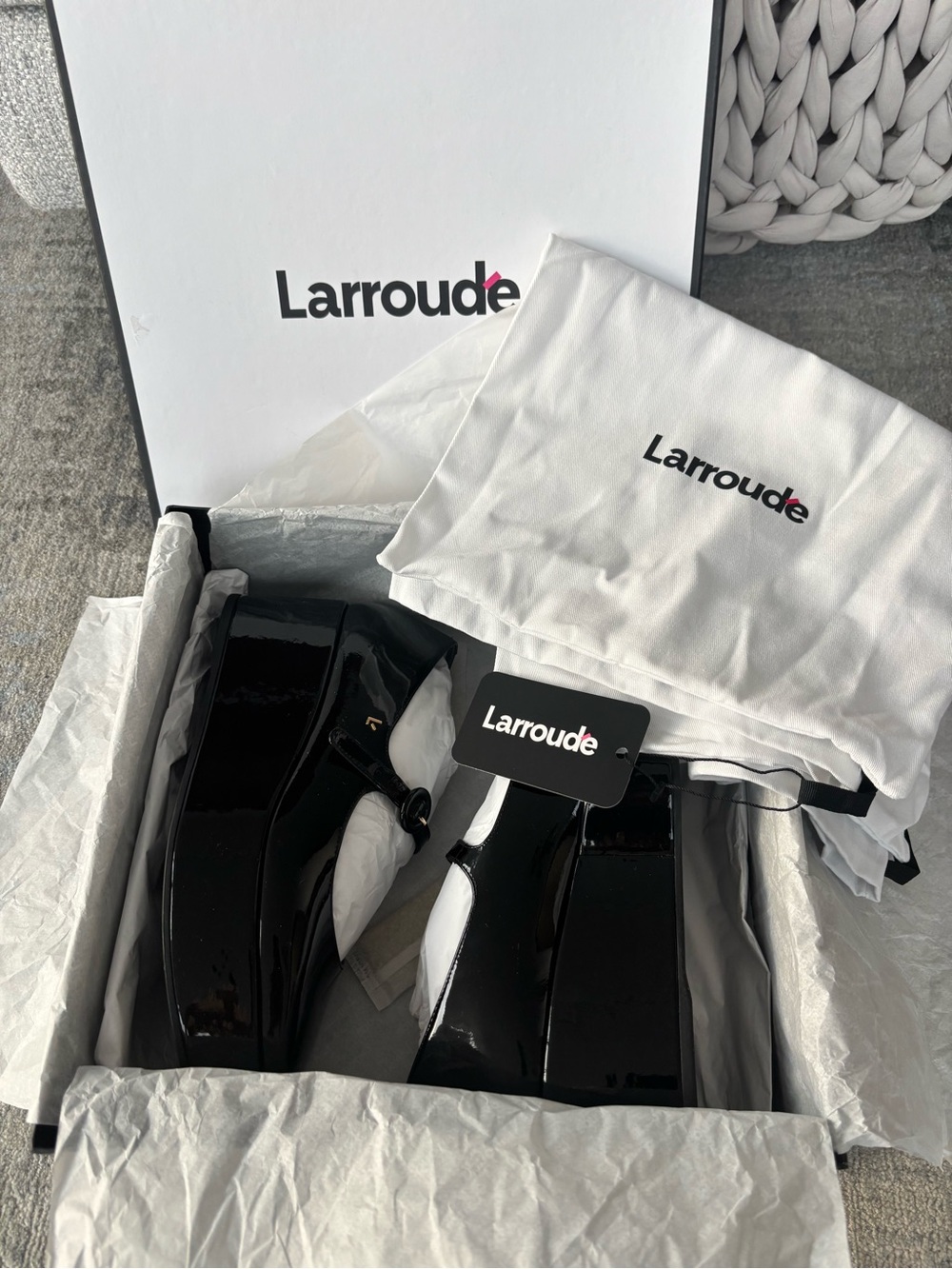 New In Box - Larroude Blair Flatform Mary Janes Size 7 - Picture 10 of 13